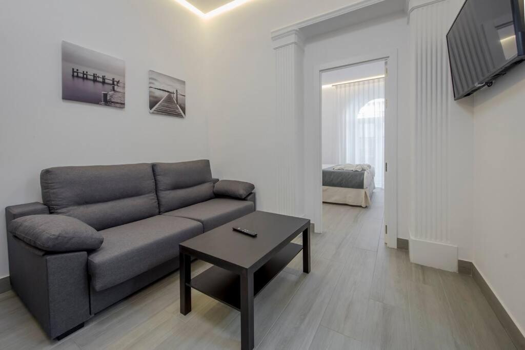 Suara Apartamentos 2 Мадрид Екстериор снимка